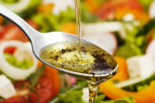 How to Make a Healthy Olive Oil and Vinegar Dressing? - Dos Olivos Markets